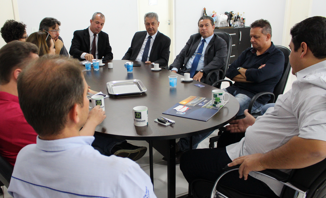 Diretores da Câmara Comércio Brasil-Portugal buscam projetos em Alto Araguaia em encontro com prefeito e Associação Comercial
