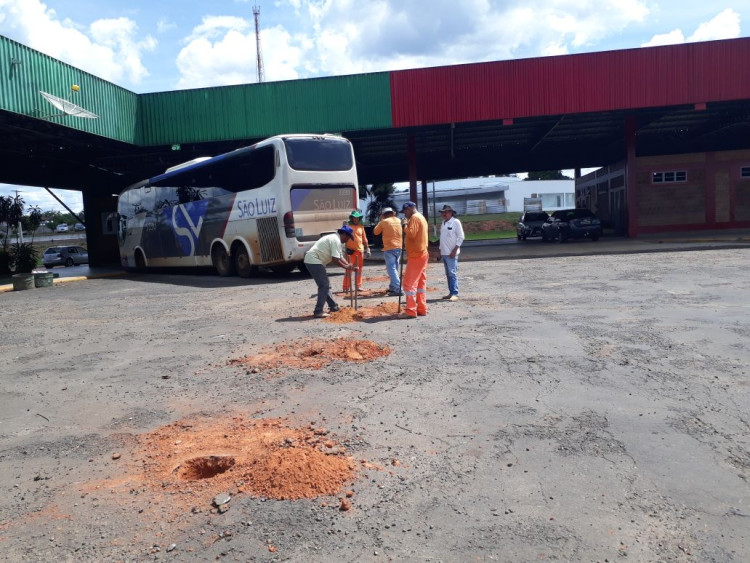 Prefeitura inicia serviços de cercamento de área militar do Corpo de Bombeiros de Alto Araguaia