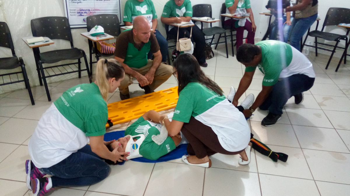 Servidores da Saúde de Alto Araguaia participam de curso sobre primeiros socorros