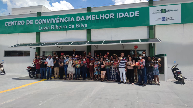 Em novo espaço, Assistência Social promove confraternização para grupo da Melhor Idade